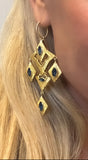 Lindi Kingi - Sagrada Earrings | Gold & Sapphire