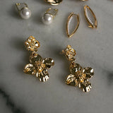 Queen Of The Foxes - Floral Drop Earrings Gold