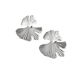 Lindi Kingi - Leafy Embrace Earrings | Silver