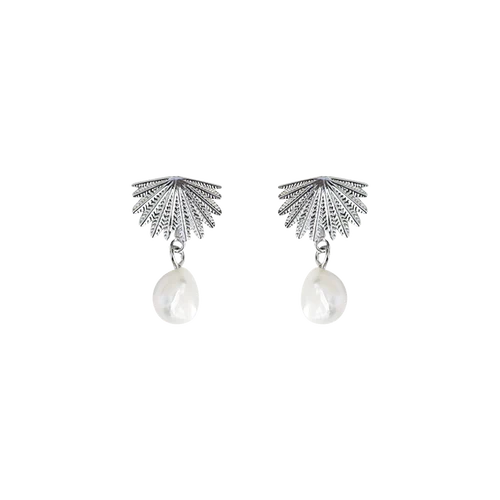 Boh Runga - Fantail Pearl Studs