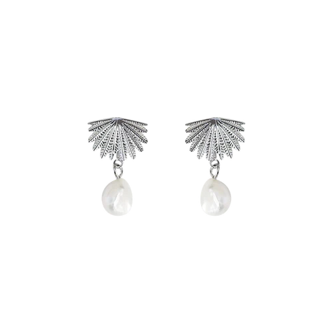 Boh Runga - Fantail Pearl Studs